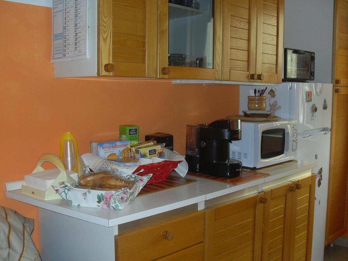Sempione 72 Bed & Breakfast Pogliano Milanese Стая снимка