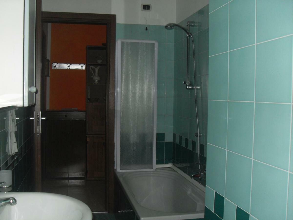 Sempione 72 Bed & Breakfast Pogliano Milanese Екстериор снимка